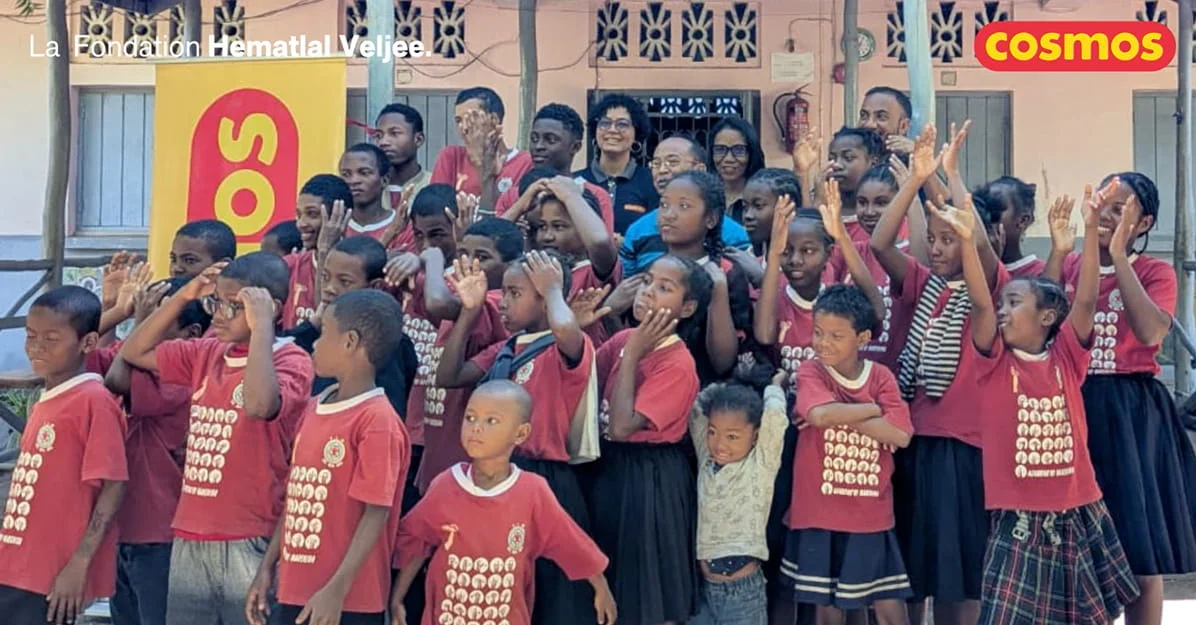 Don à l’école des sourds SE.MA.MO de Morondava